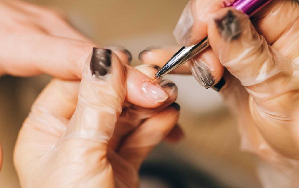 How To Remove Gel Nail Polish At Home